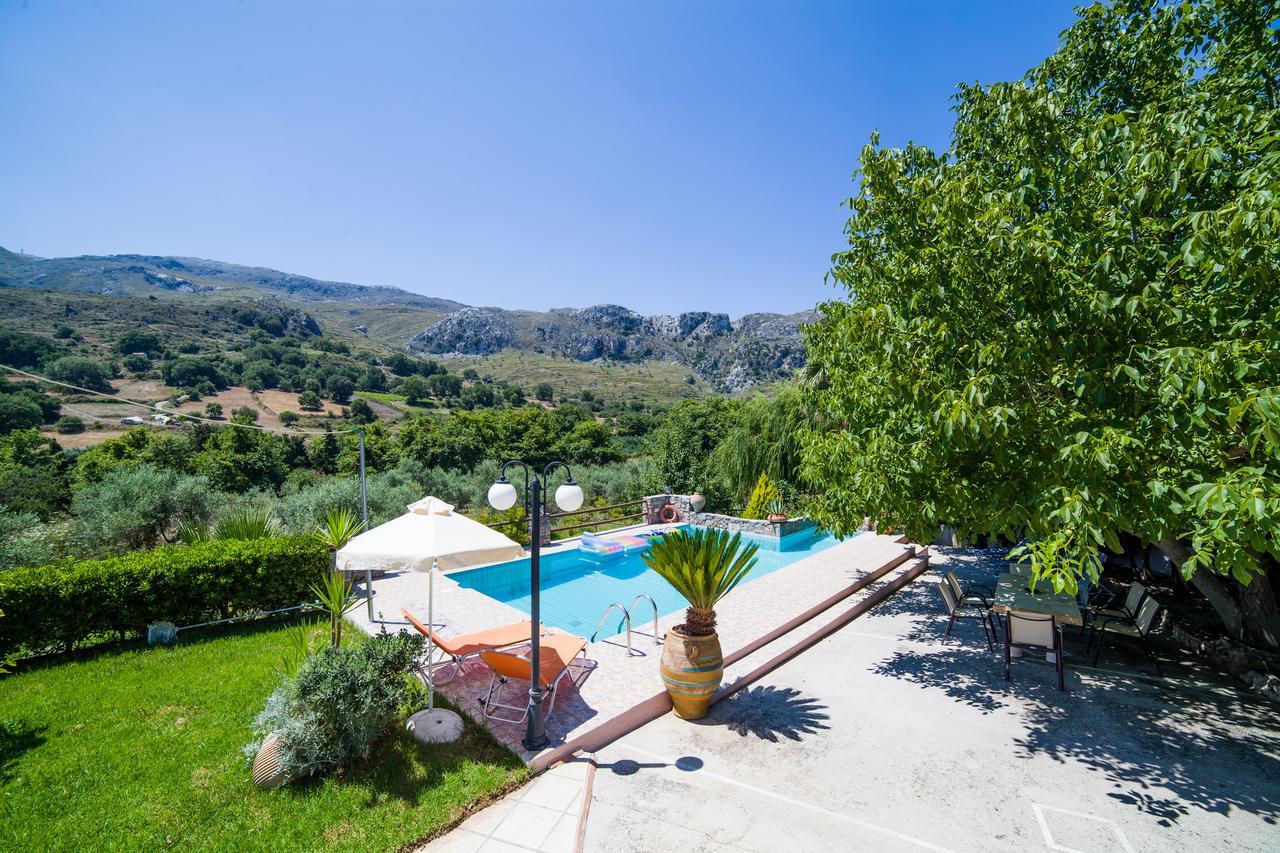 Eleana Villa Angouseliana Exterior photo
